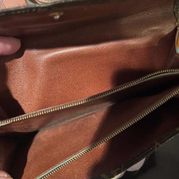 Authentic Vintage Louis Vuitton Monogram Long Wallet - Picture 7 of 8